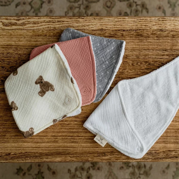 Bibs Toweling_0000_Neutrum_Bear